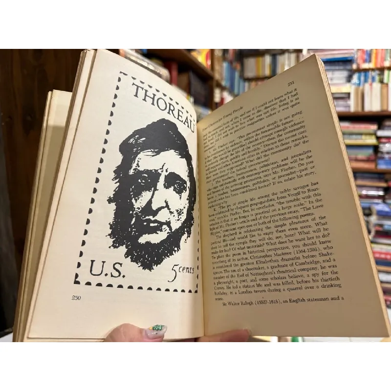 A Reading Approach to College writing (1968) 716455