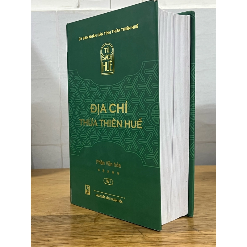 Địa chí Thừa Thiên Huế - Phần Văn Hoá - Tập 1 494157