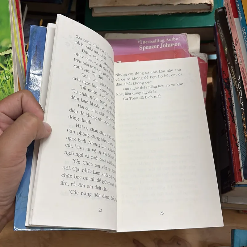 II Sách Thiếu Nhi: Mặc Cả Ở Xứ Thần Tiên - BERLIE DOHERTY - 2012 698014