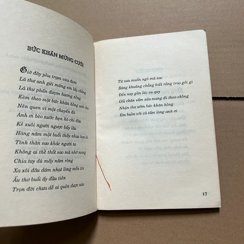 Thơ tình Vũ Hoàng Chương 703448