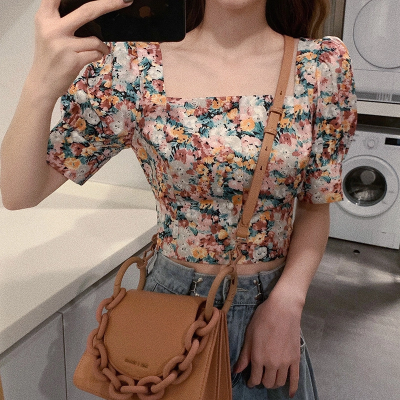 Áo kiểu tay ngắn cổ vuông hoạ tiết hoa phong cách retro thời thượng 496550