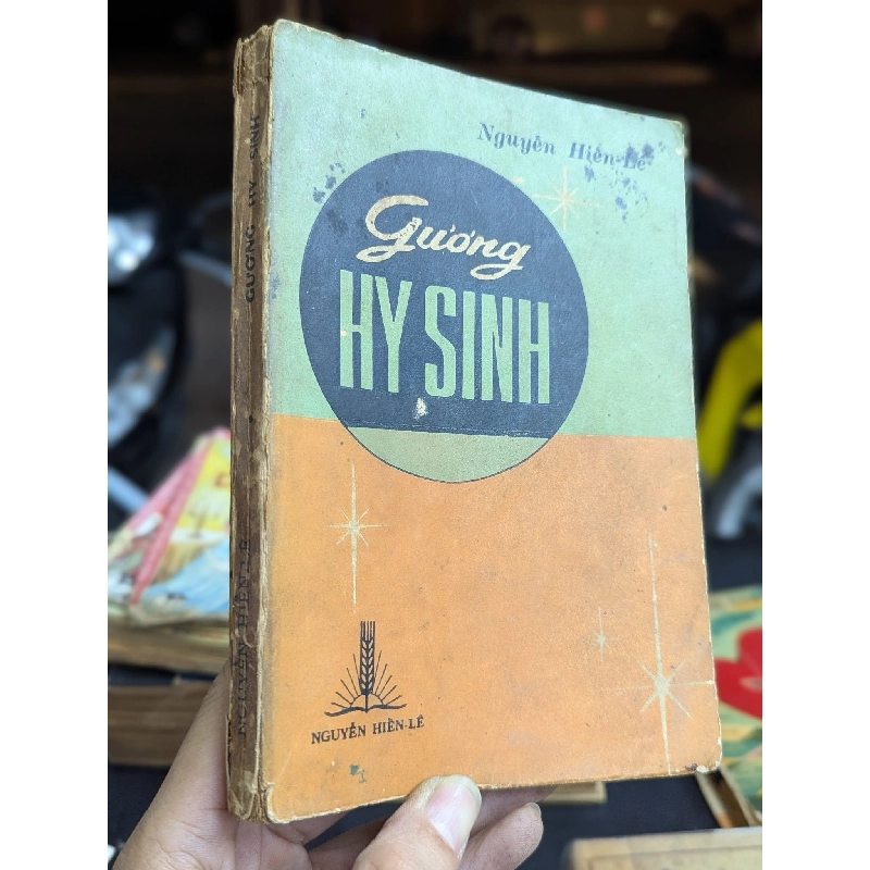 Gương hy sinh - Nguyễn Hiến Lê 462889