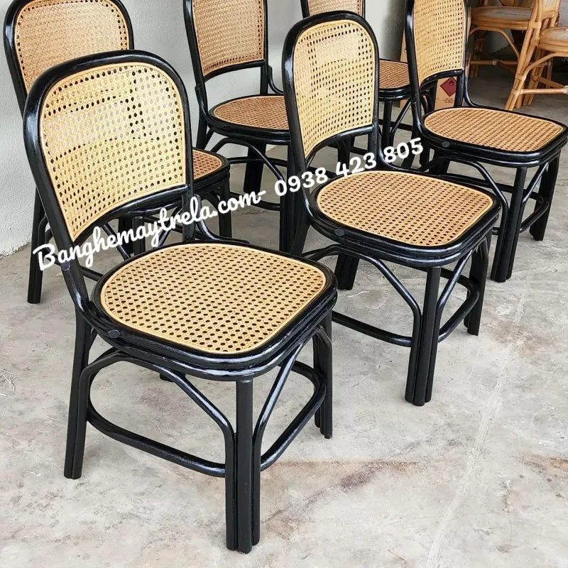 Ghế bàn ăn mây tự nhiên sơn đen 711665