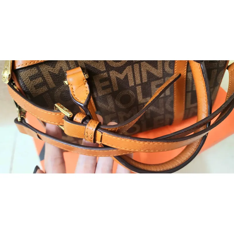 Túi xách Lemino CHÍNH HÃNG, qua sử dụng, còn mới 99% 738884