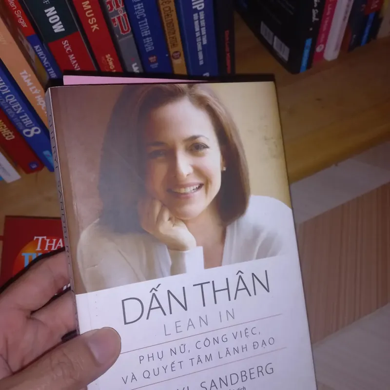 Dấn Thân - phụ nữ công việc và quyết tâm lãnh đạo 565522