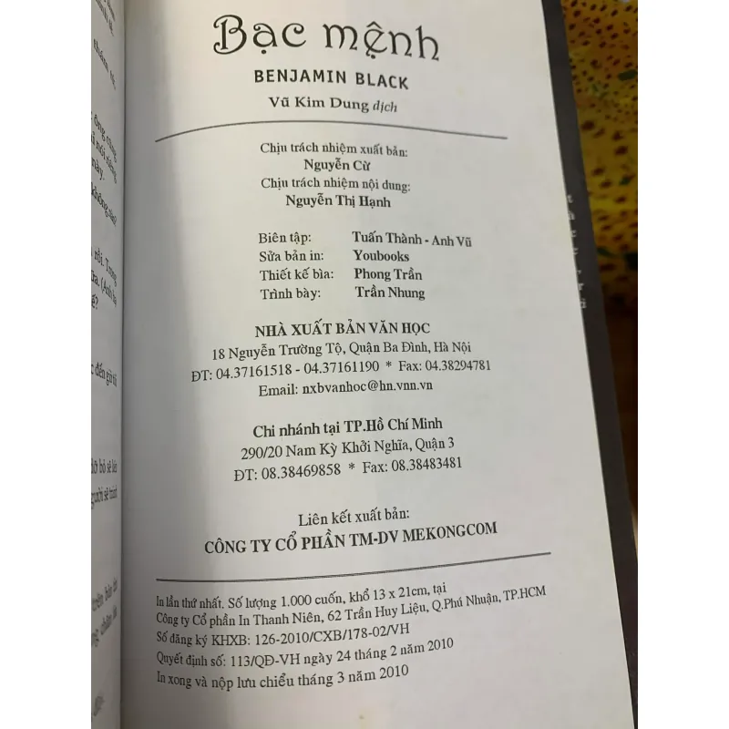 Bạc mệnh - Benjamin Black 927958