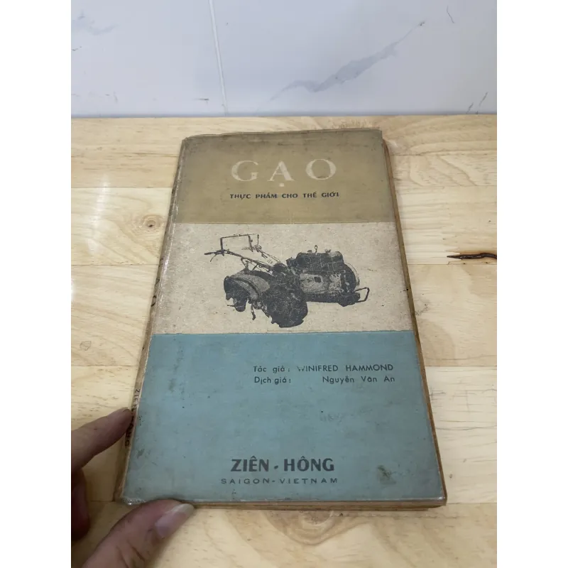 Gạo thực phẩm cho thế giới( sách in năm 1968) 932949