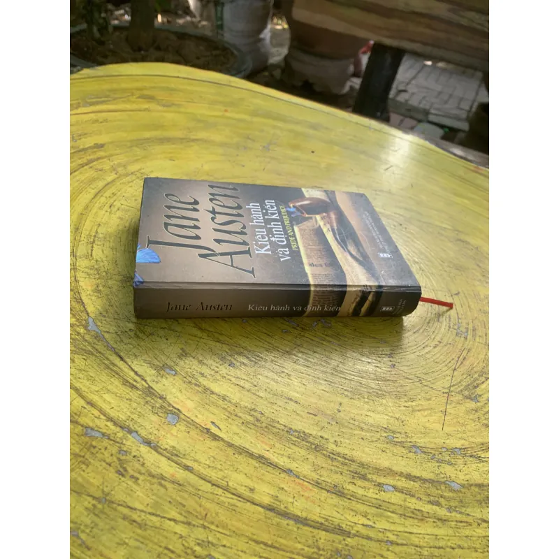KIÊU HÃNH VÀ ĐỊNH KIẾN - JANE AUSTEN 750778
