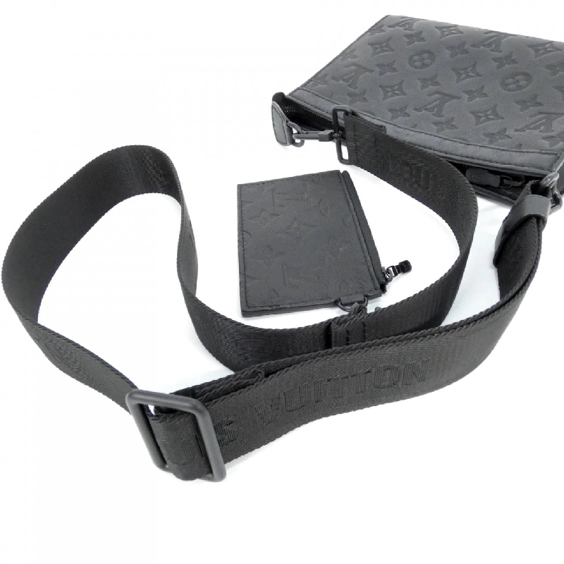 Túi đeo vai Louis Vuitton Monogram Shadow Gaston Wearable Wallet M81115 - Hàng hiệu Chính hãng 767079