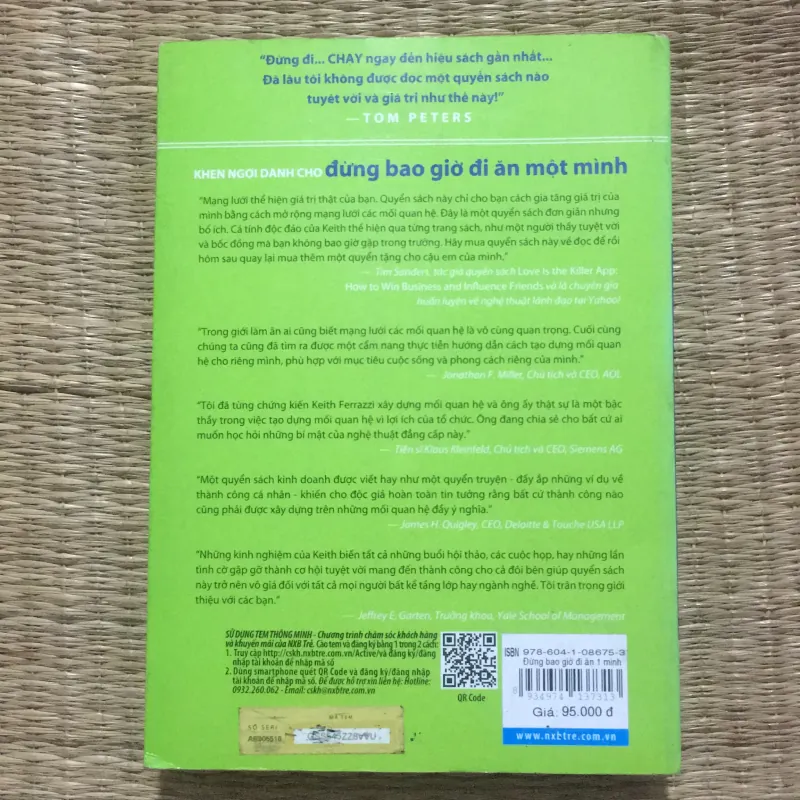 Đừng bao giờ đi ăn một mình  753412