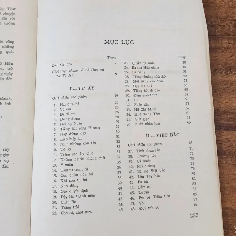 Thơ Tố Hữu - NXB Giáo Dục Giải Phóng 1974 754568