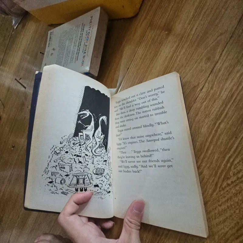 Astrosaurs Giá 20k  602484