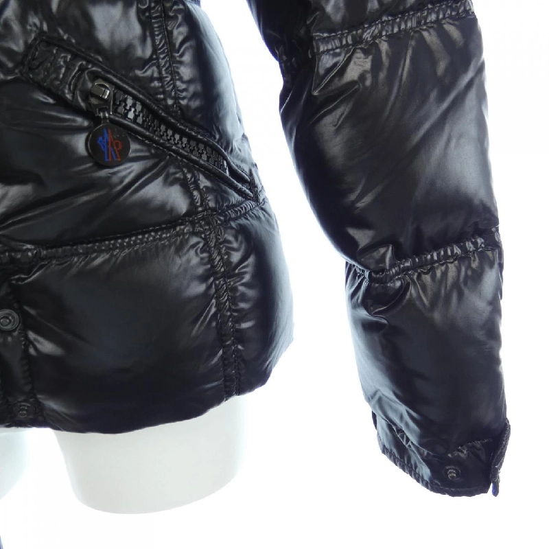 Áo khoác lông vũ MONCLER 641804