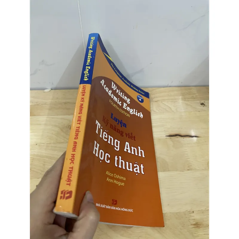 Luyện kỹ năng viết Tiếng Anh  787000
