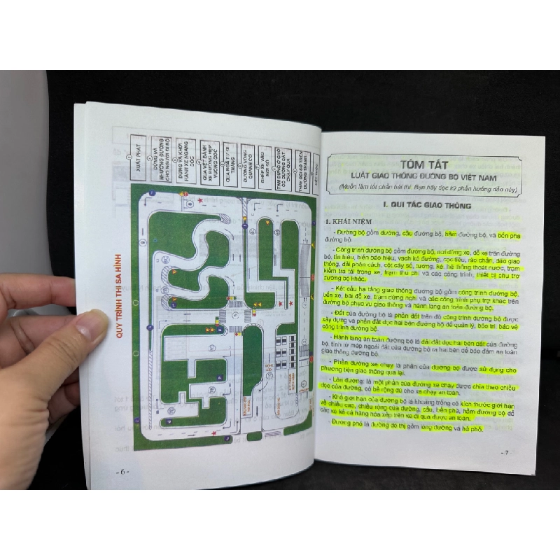 450 Câu Hỏi Và Đáp Án Luật Giao Thông Đường Bộ, Nguyễn Công Sơn, Mới 80% (có hightlight), 2017 SBM0307 342213