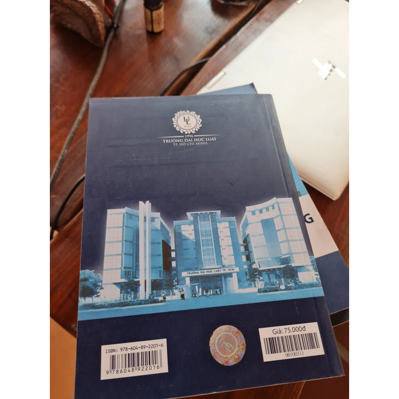 Thanh lý bộ sách luật 505861