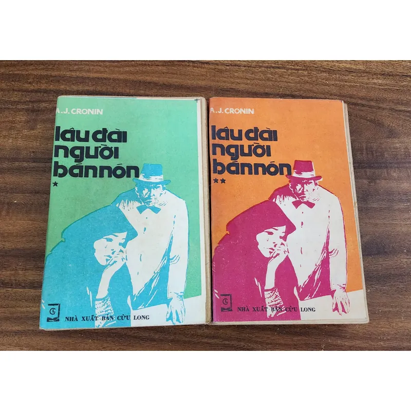 Trọn bộ 2 tập tiểu thuyết LÂU ĐÀI NGƯỜI BÁN NÓN của nhà văn A..J. Cronin  726030
