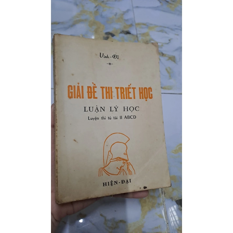 Giải đề thi Triết học Tú Tài - Sách đẹp, hiếm 546035