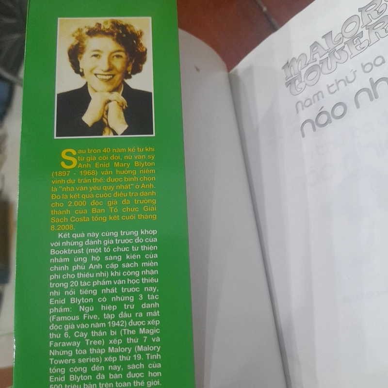 Malory Towers - NĂM THỨ BA ĐẦY NÁO NHIỆT 525257