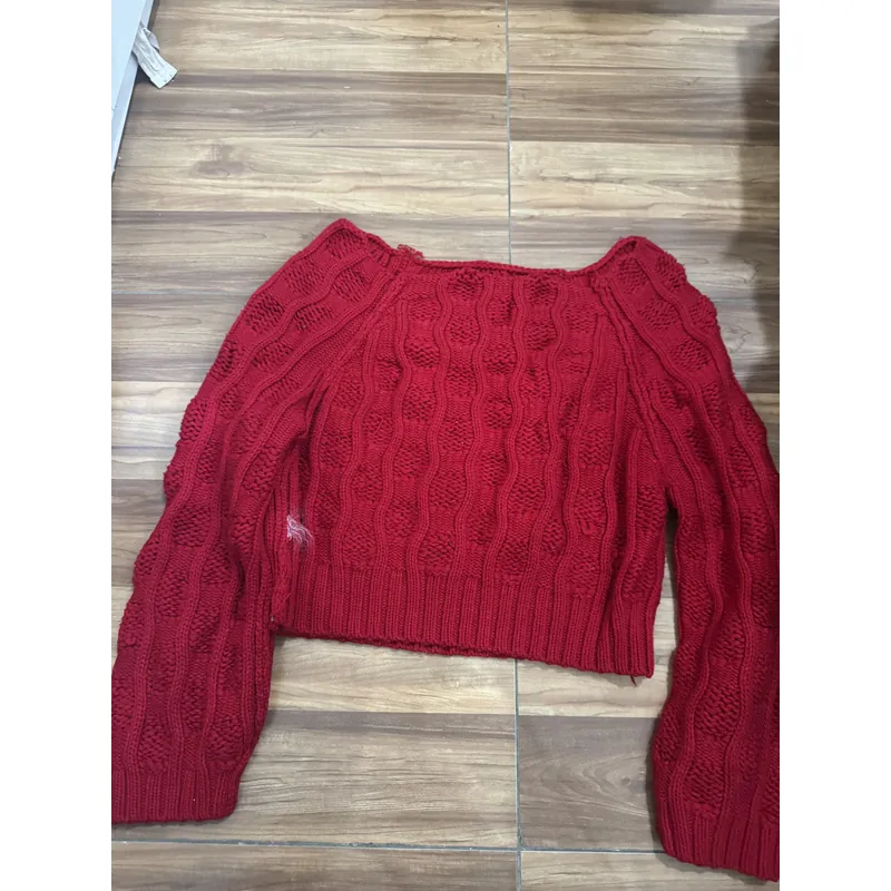 Áo len croptop nữ size M màu đỏ,dày dặn mới 90% 703872