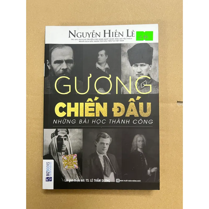 Gương Chiến đấu 569125