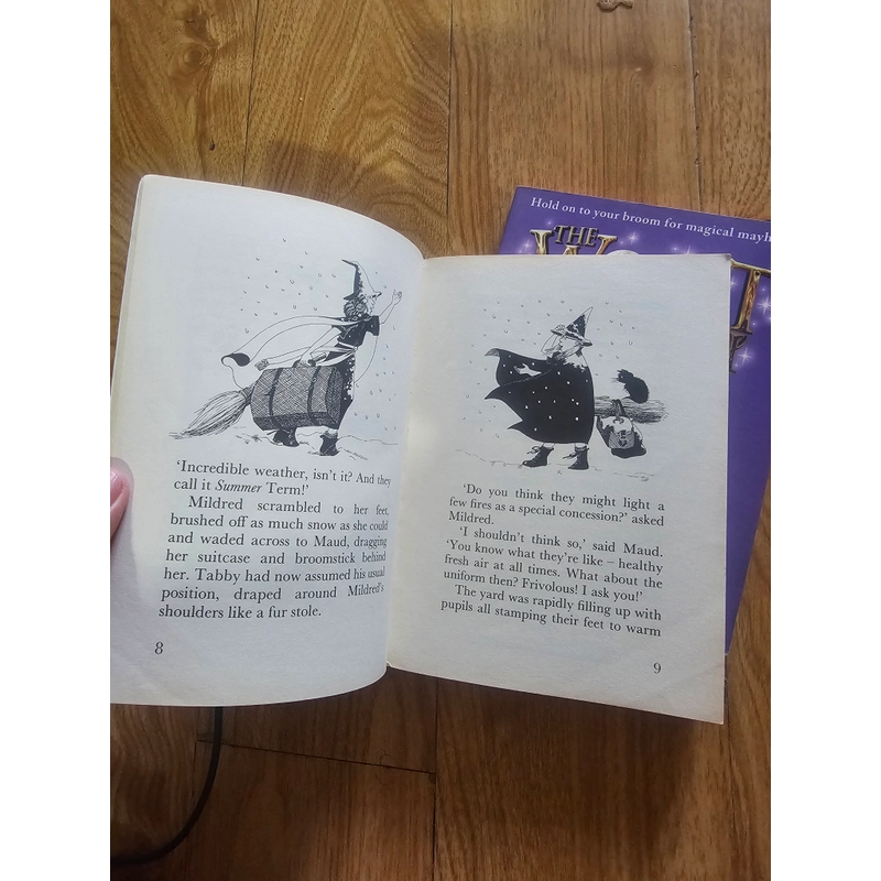 Combo 2q the worst witch (Sách tiếng anh) như hình 
50k 479290