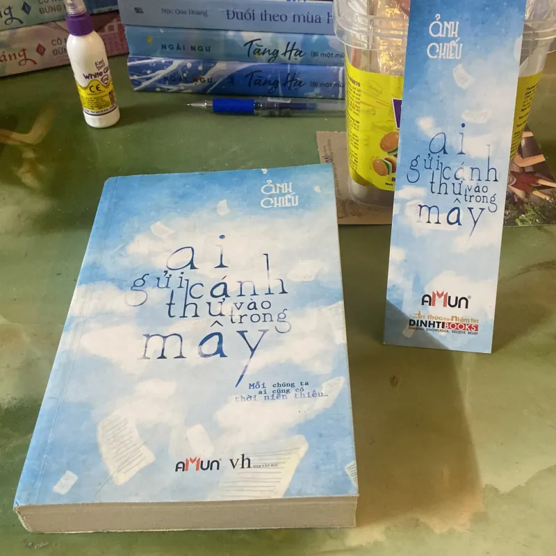 Ai gửi cánh thư vào trong mây  1006832