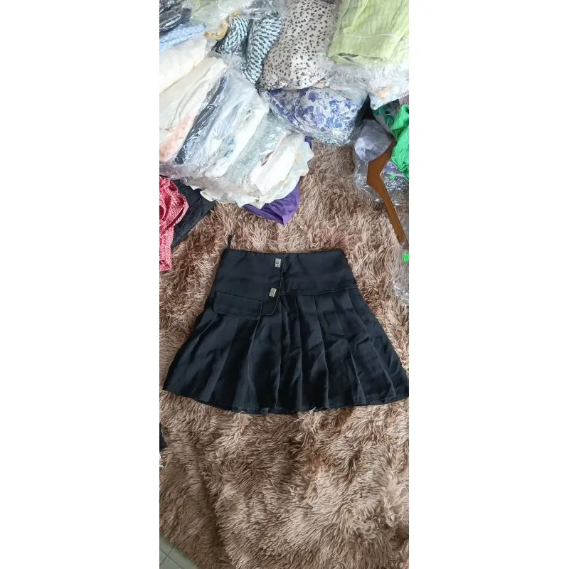 Chân váy size M 972802