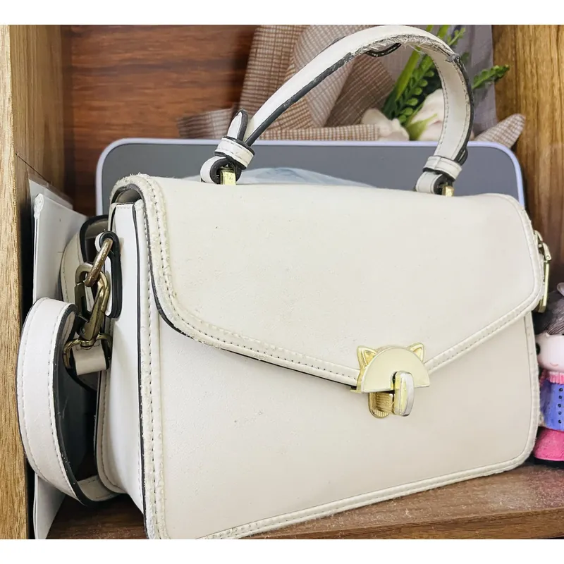 Mua túi xách tặng kèm váy 594398