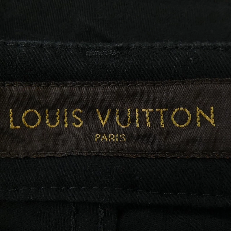 Quần LOUIS VUITTON WTPA22B3K 647089