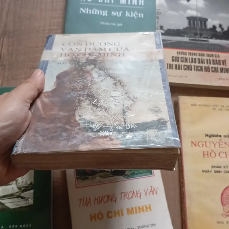 Combo sách về Chủ tịch Hồ Chí Minh  697980