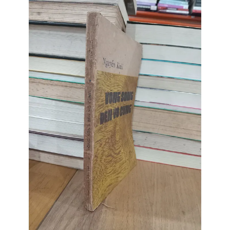 Vòng sóng đến vô cùng - Nguyễn Khải 121828