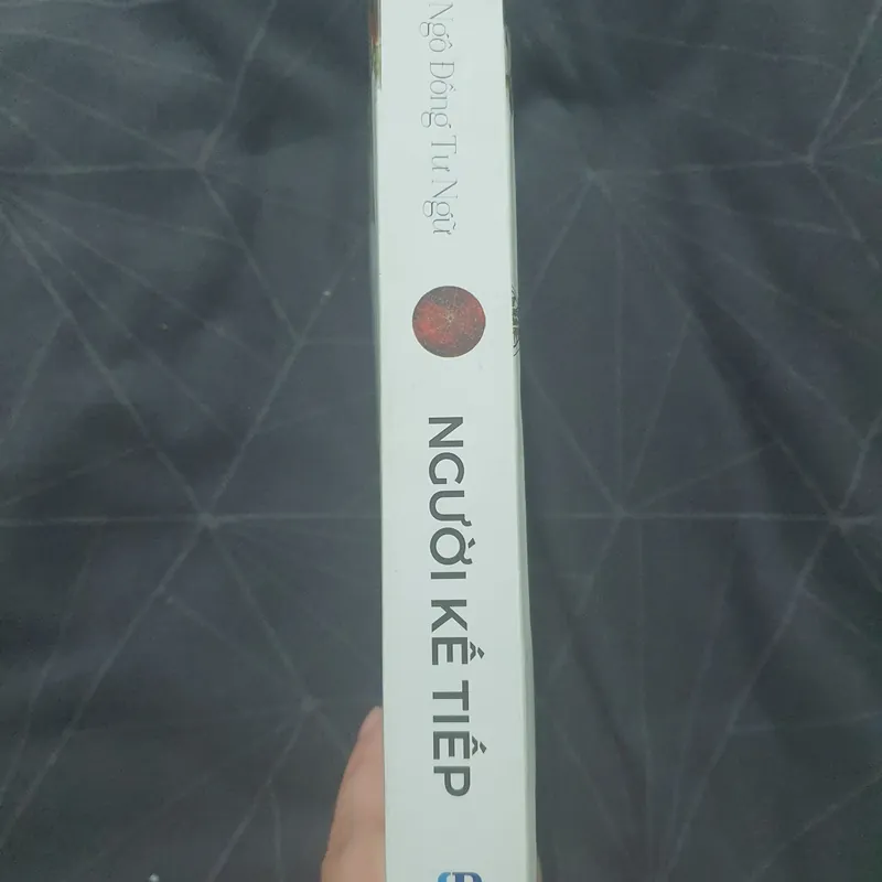 "Người kế tiếp" - Ngô Đồng Tư Ngữ 576129