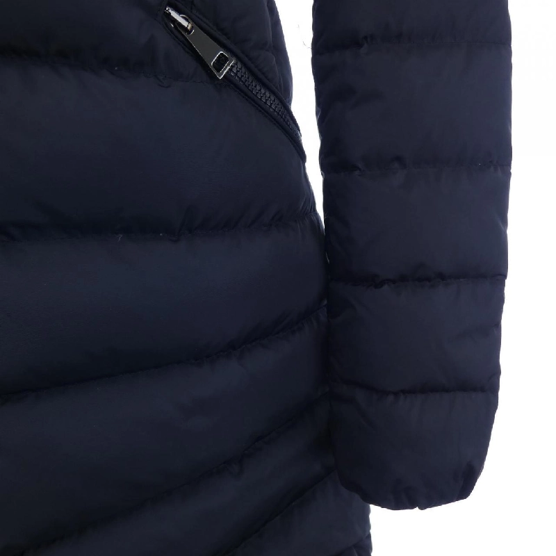 Áo khoác lông vũ MONCLER 636229