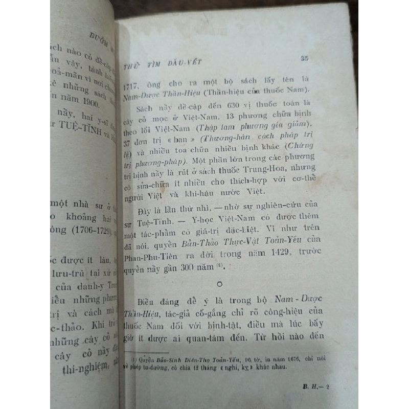Bướm hoa bịnh dương mai trên đất việt - bác sĩ Lê Văn Ngôn 1003582