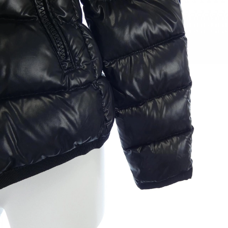 Áo khoác lông vũ MONCLER 643523