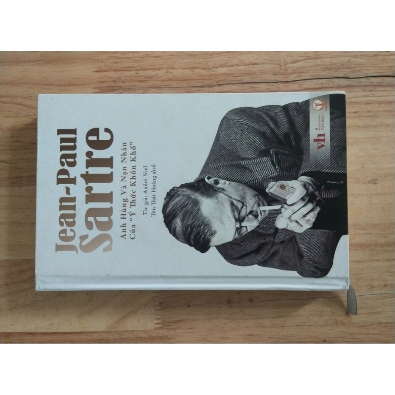 Sartre - Anh hùng và nạn nhân của ý thức khốn khổ (Cũ) 520975