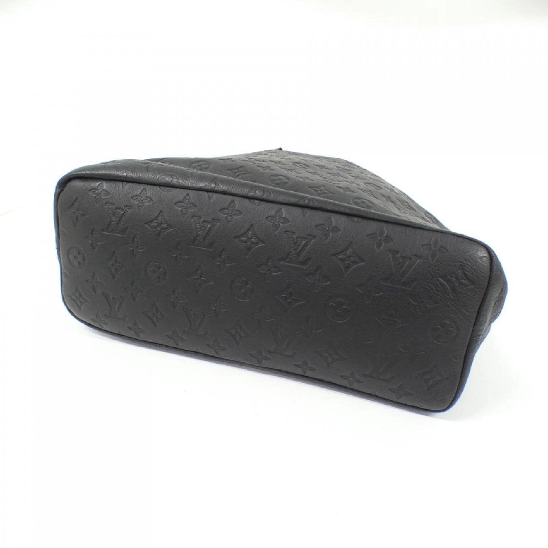 Túi bảo hiểm Louis Vuitton Monogram Shadow M46554 618518