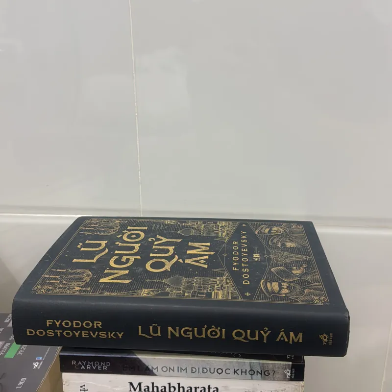 Lũ người quỷ ám - Dostoyevsky 779178
