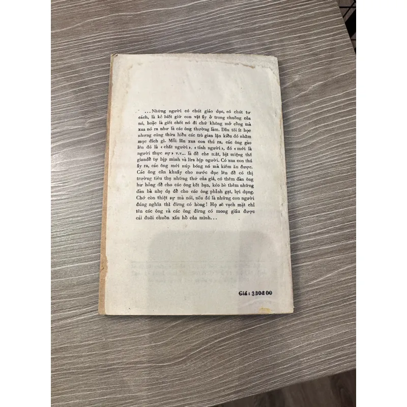 Ngôi trường đi xuống - Vũ Hạnh - NXB Văn nghệ Tp HCM 1988 996260