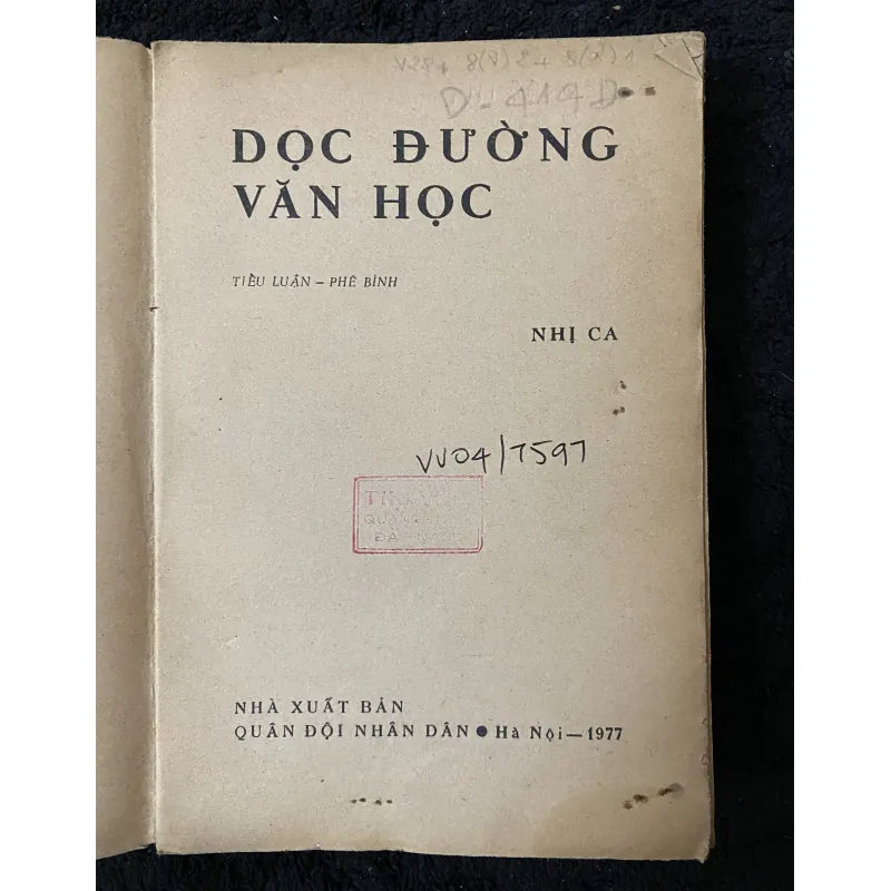 Dọc đường văn học- Nhị ca 1003890
