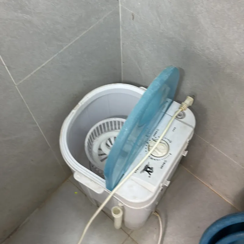 Máy giặt mini bán tự động 674300