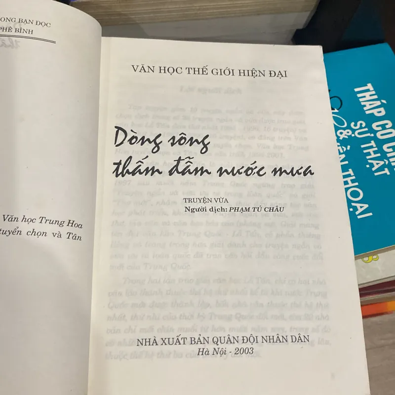 DÒNG SÔNG THẤM ĐẪM NƯỚC MƯA (XB 2003) 699233