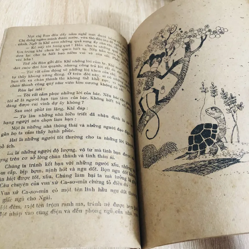 NGỤ NGÔN VÀ HUYỀN THOẠI BA TƯ 929134