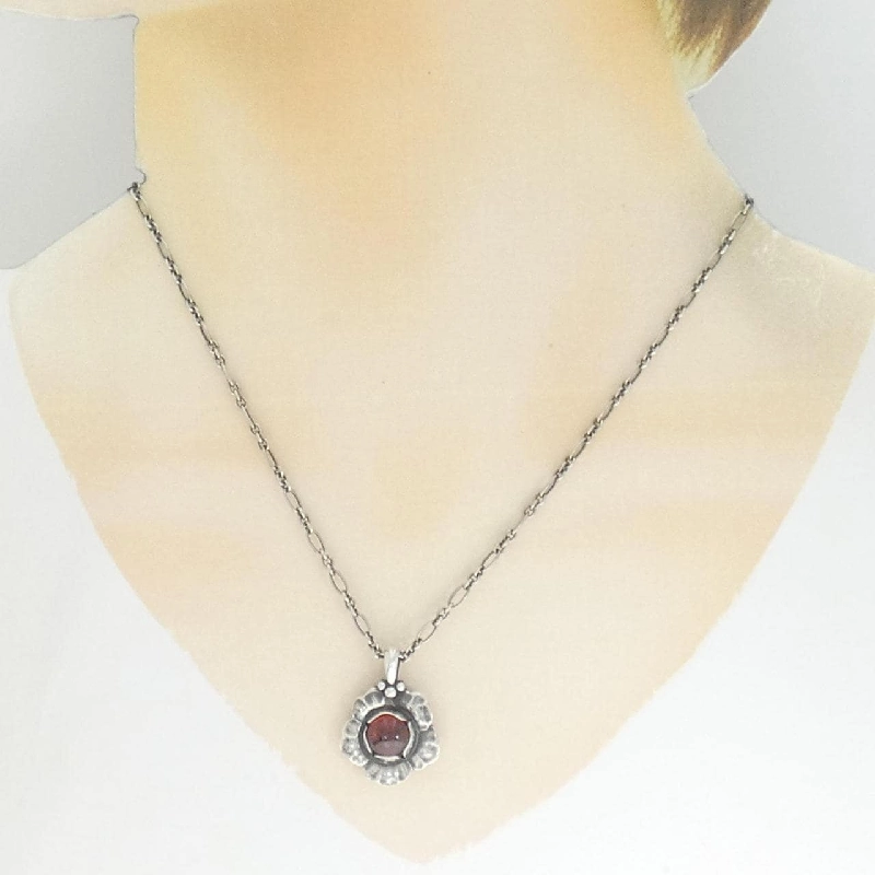 Dây chuyền Garnet George Jensen - Hàng hiệu Authentic 843035