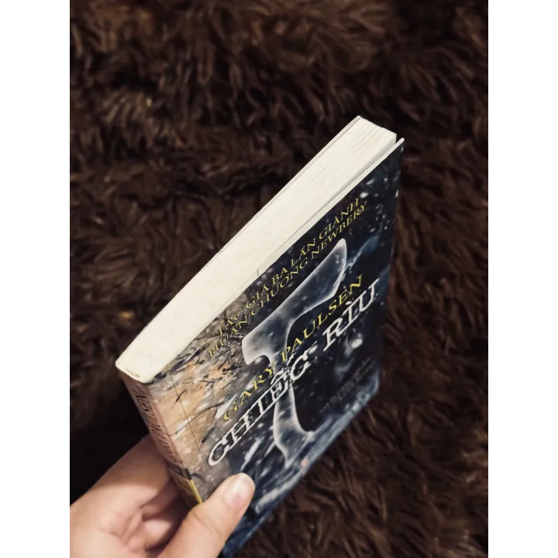 Chiếc rìu - Gary Paulsen 993233