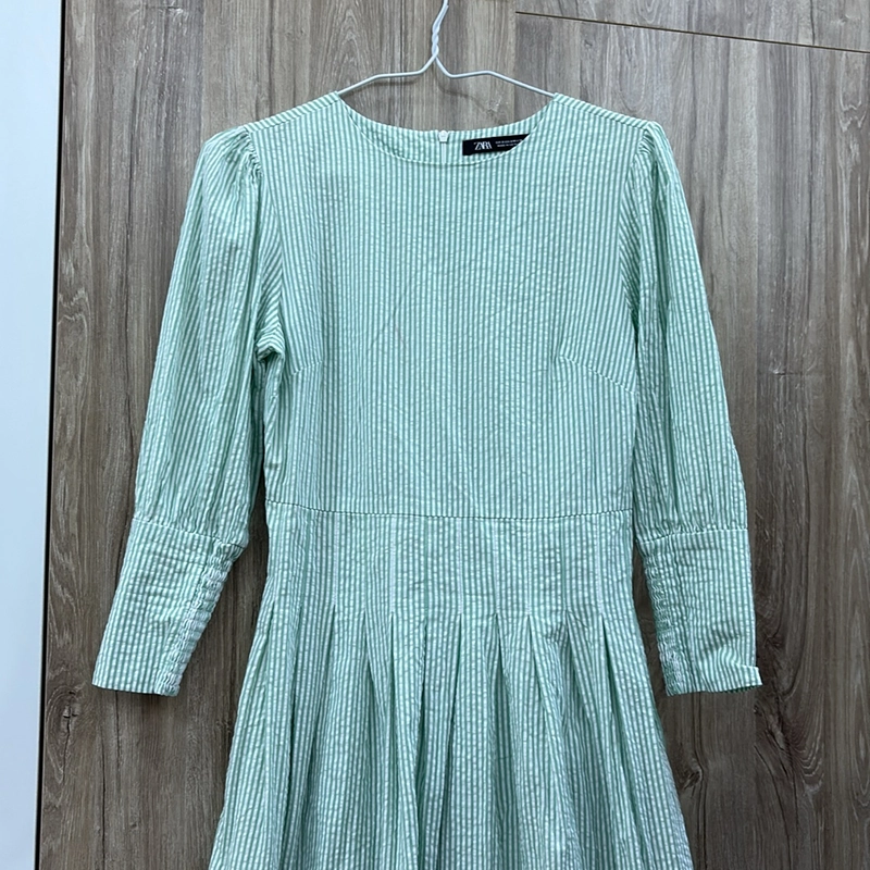 Đầm dạo phố Zara size S ( 48kg đổ lại, eo 68) là mặc đẹp  477713