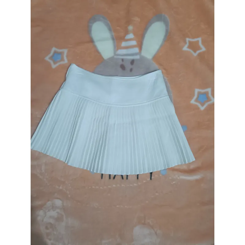 Chân váy xếp ly trắng 1013710