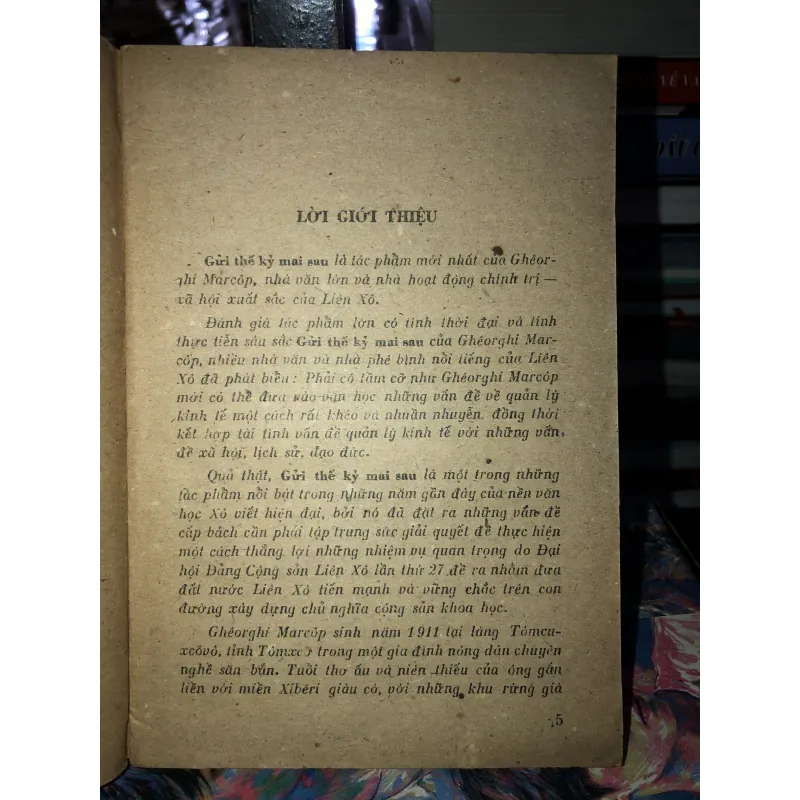 Gửi thế kỷ mai sau - Ghêorghi Marcôp 973934