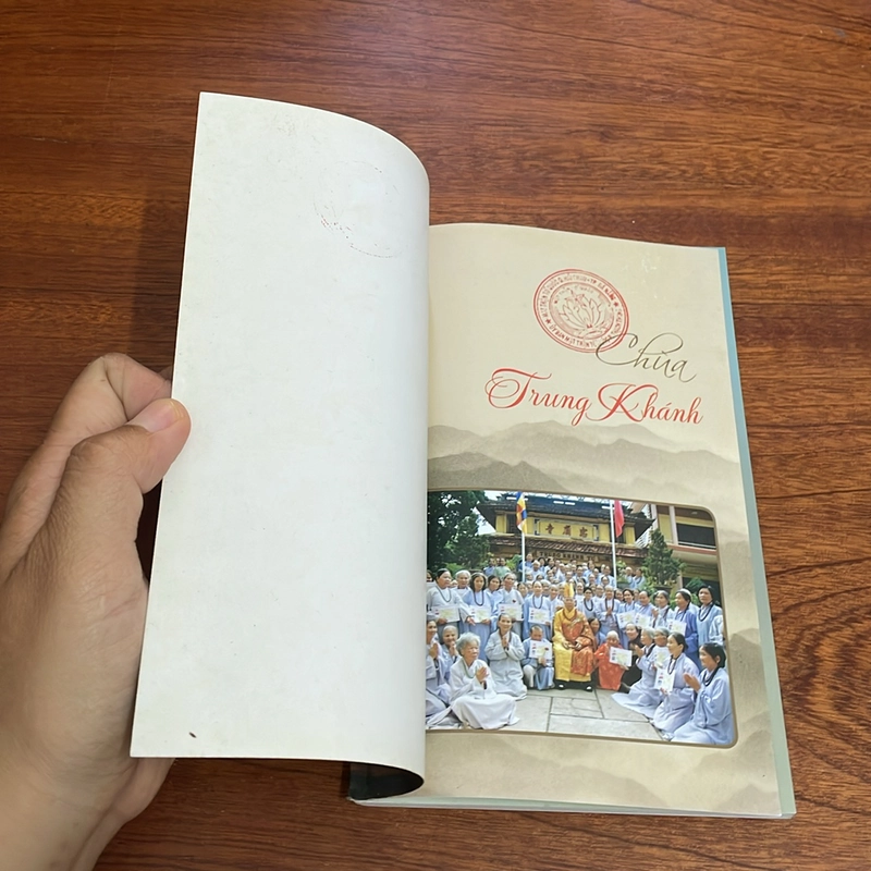 II Tựa sách: Di Tích Lịch Sử, Văn Hoá - Chùa Trung Khánh - 2013 505723